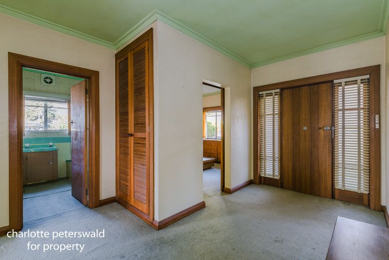 24 Waverley Avenue, Mount Stuart TAS 7000, Image 2