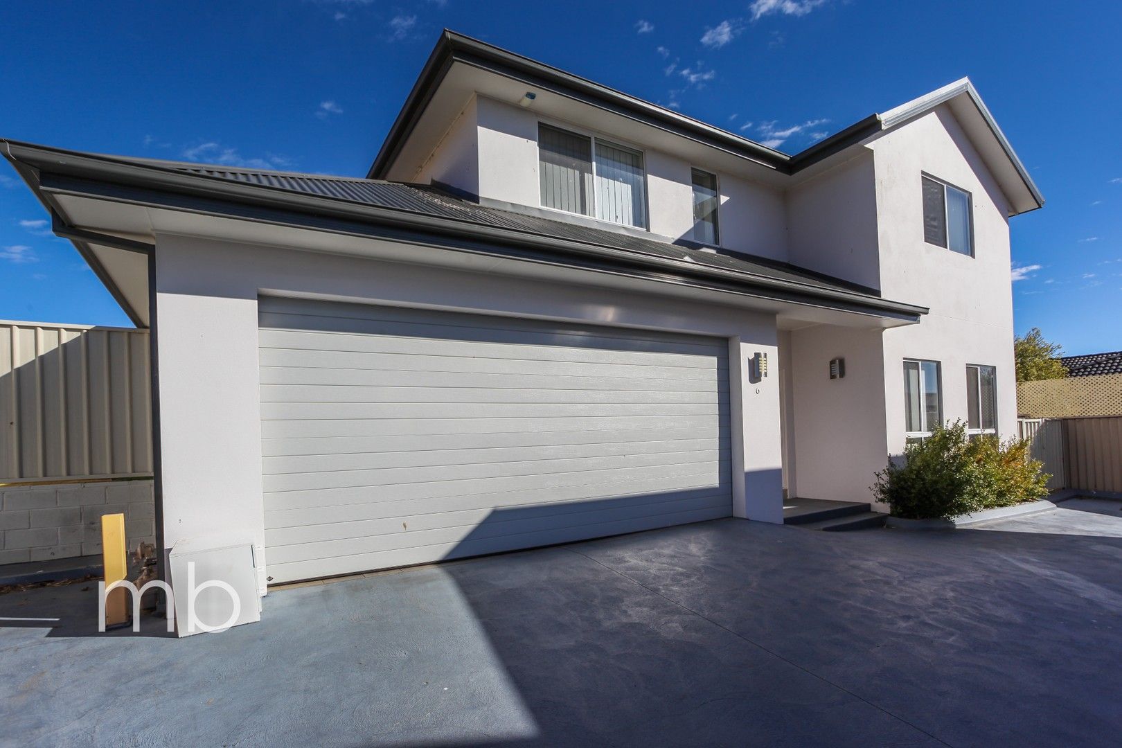 4 bedrooms House in 6/19 Moonstone Drive ORANGE NSW, 2800