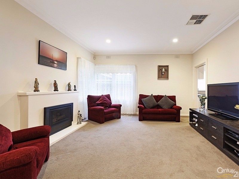 93 Parkmore Road, Bentleigh East VIC 3165, Image 1