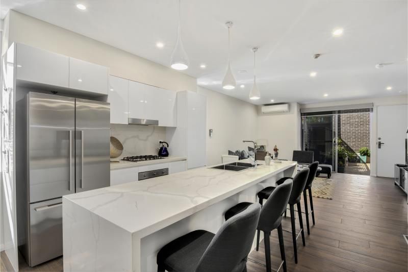 3 bedrooms Townhouse in 6/17 Rhodes Street HILLSDALE NSW, 2036