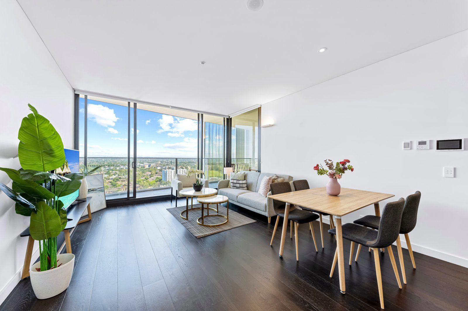 2 bedrooms Apartment / Unit / Flat in 3208/88 Church Street PARRAMATTA NSW, 2150