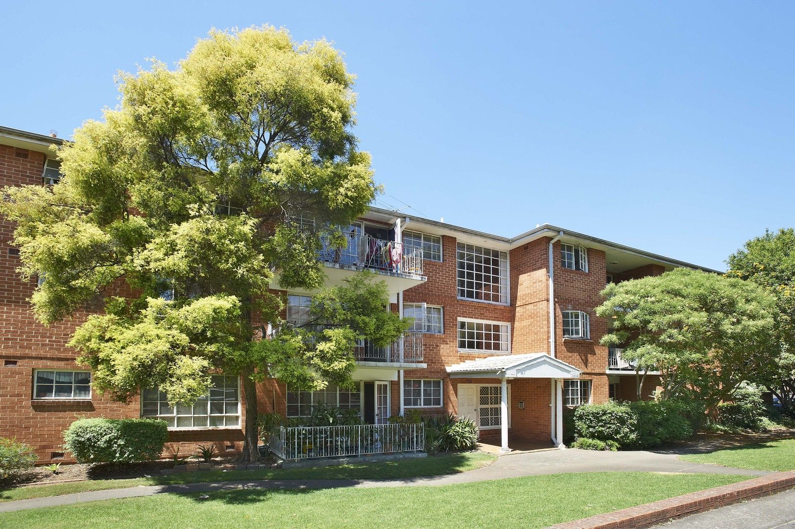 2 bedrooms Apartment / Unit / Flat in 5/30 Queens Road WESTMEAD NSW, 2145