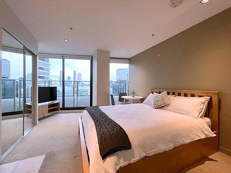 Studio in 2711B/100 Harbour Esplanade, DOCKLANDS VIC, 3008
