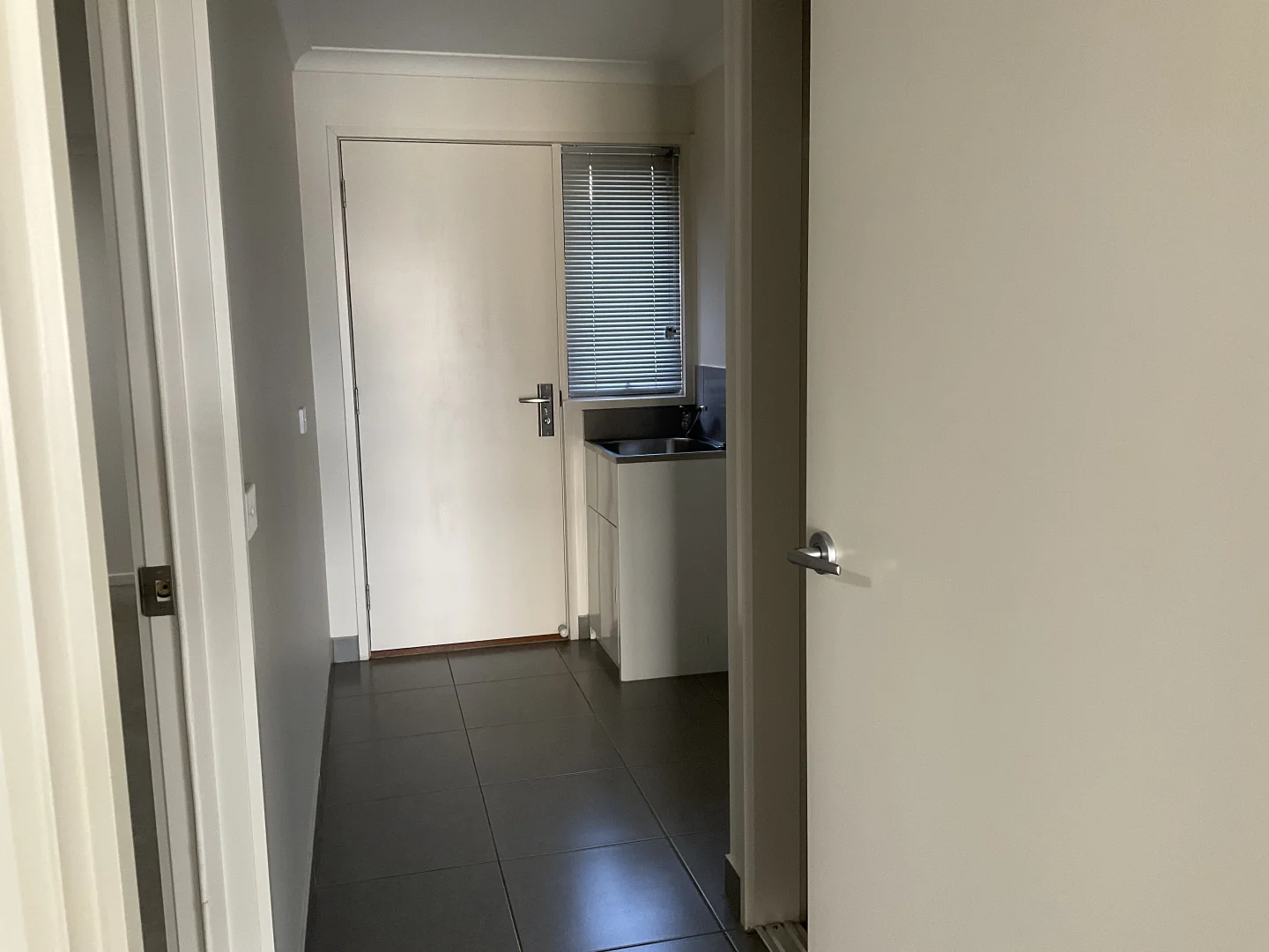 Additional image 12 of Sale VIC 3850