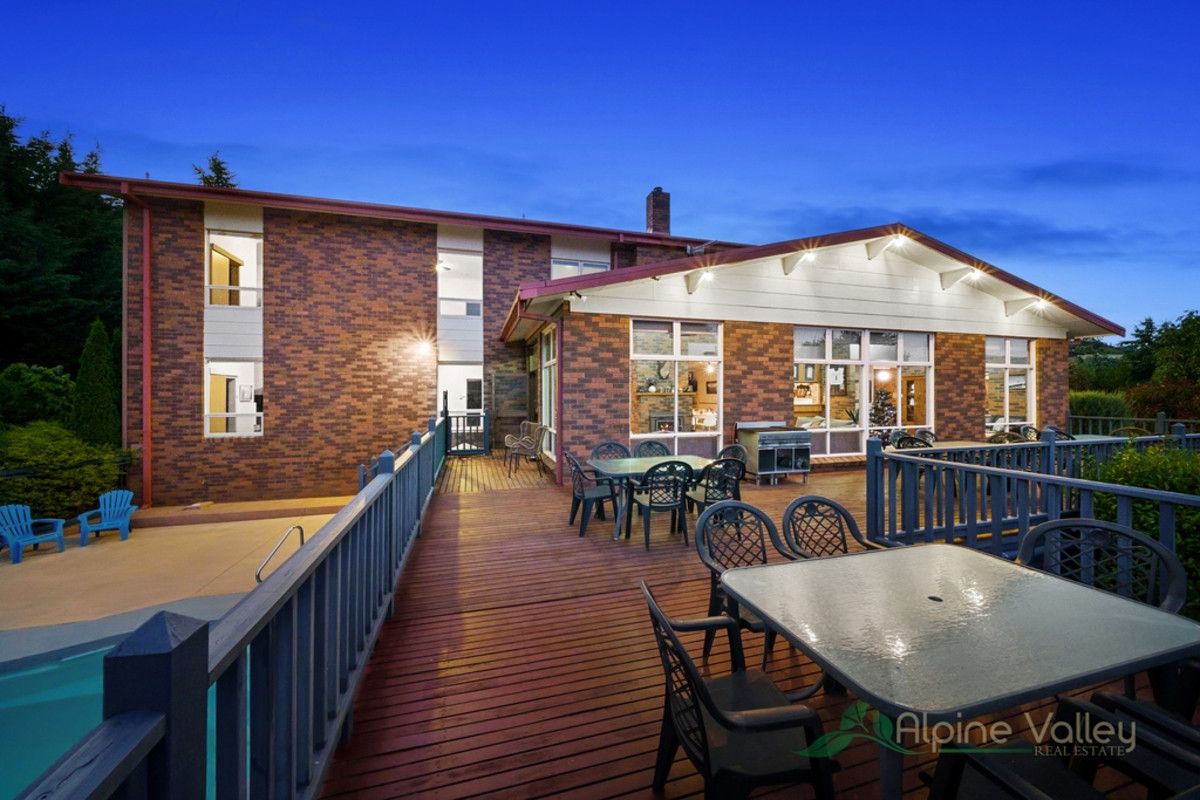 9 Allamar Court, Tawonga South VIC 3698, Image 1