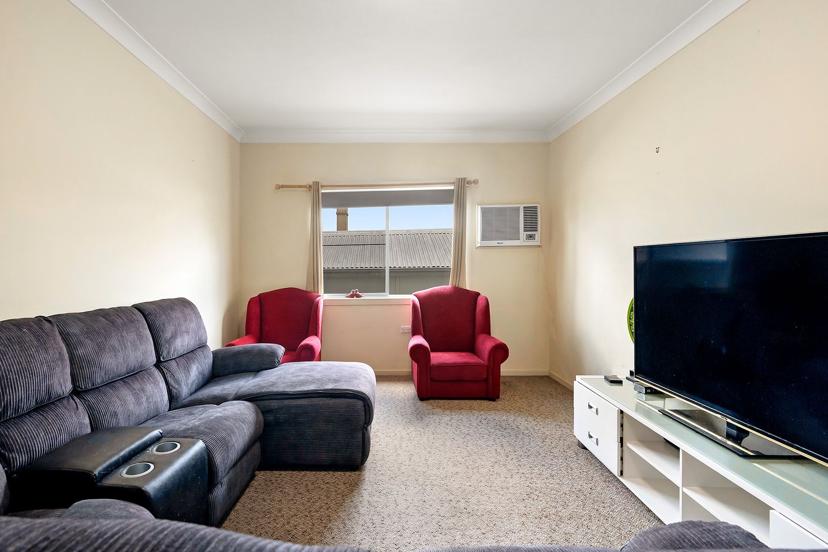 1/60 South Street, Telarah NSW 2320, Image 1