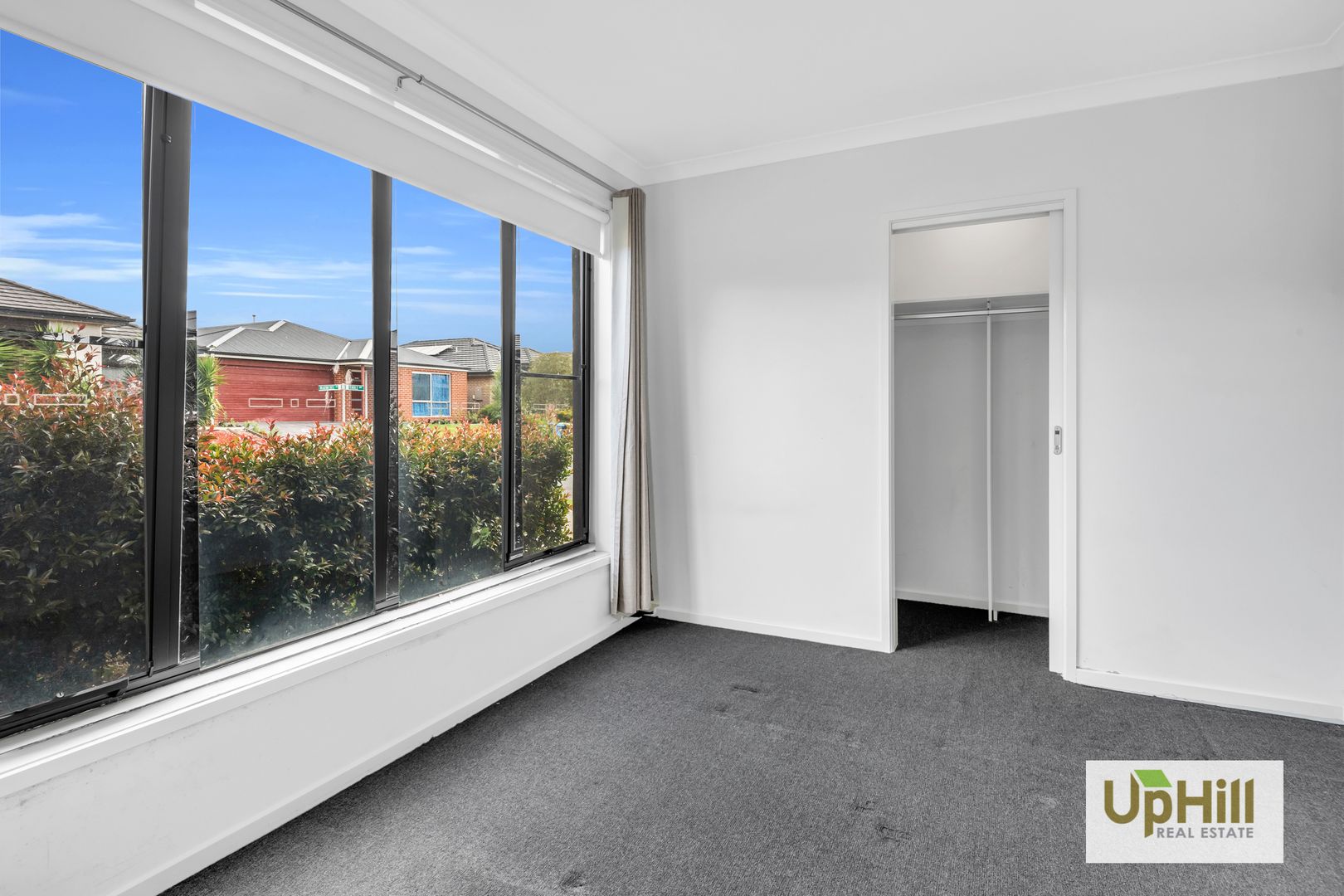 13 Marwedel Avenue, Clyde North VIC 3978, Image 2