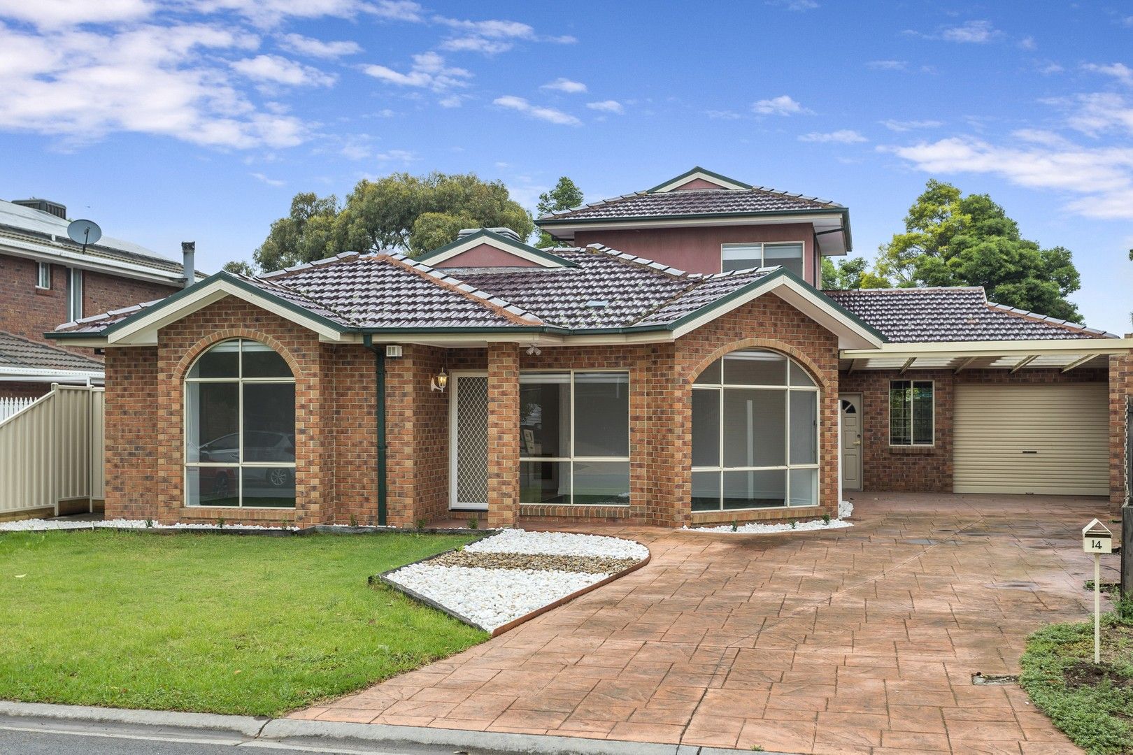 3 bedrooms House in 14 Selwood Place ALTONA MEADOWS VIC, 3028