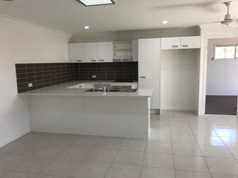 3 bedrooms House in 1/39 Grebe Crescent BLI BLI QLD, 4560