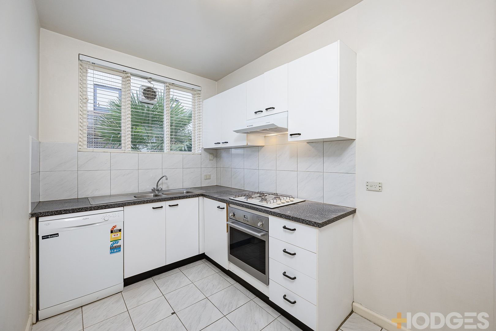 6/47 Marne Street, South Yarra VIC 3141 Apartment For Rent 600