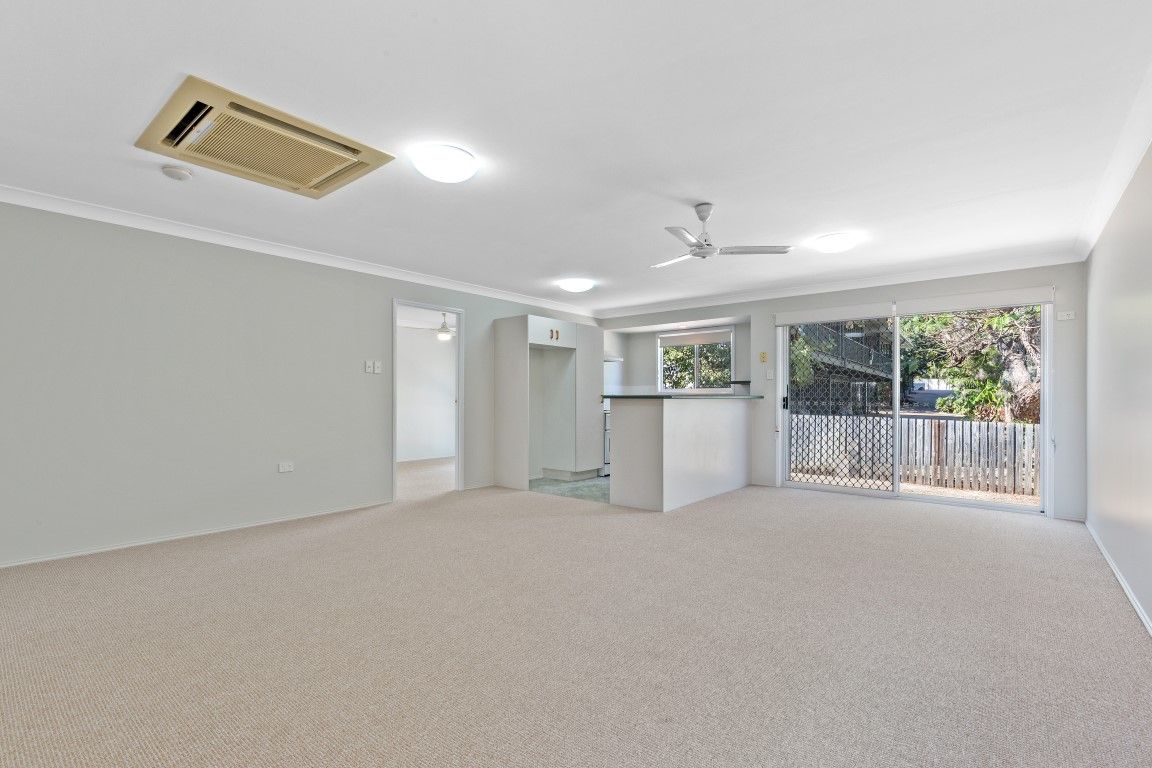 12/100 Victoria Place, Berserker QLD 4701, Image 2