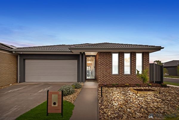 15 Lancers Drive, Harkness VIC 3337