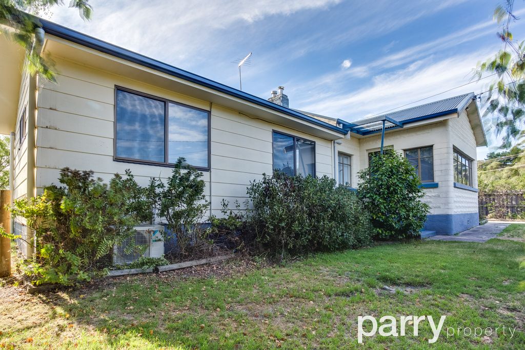 381 Gravelly Beach Road, Gravelly Beach TAS 7276, Image 0