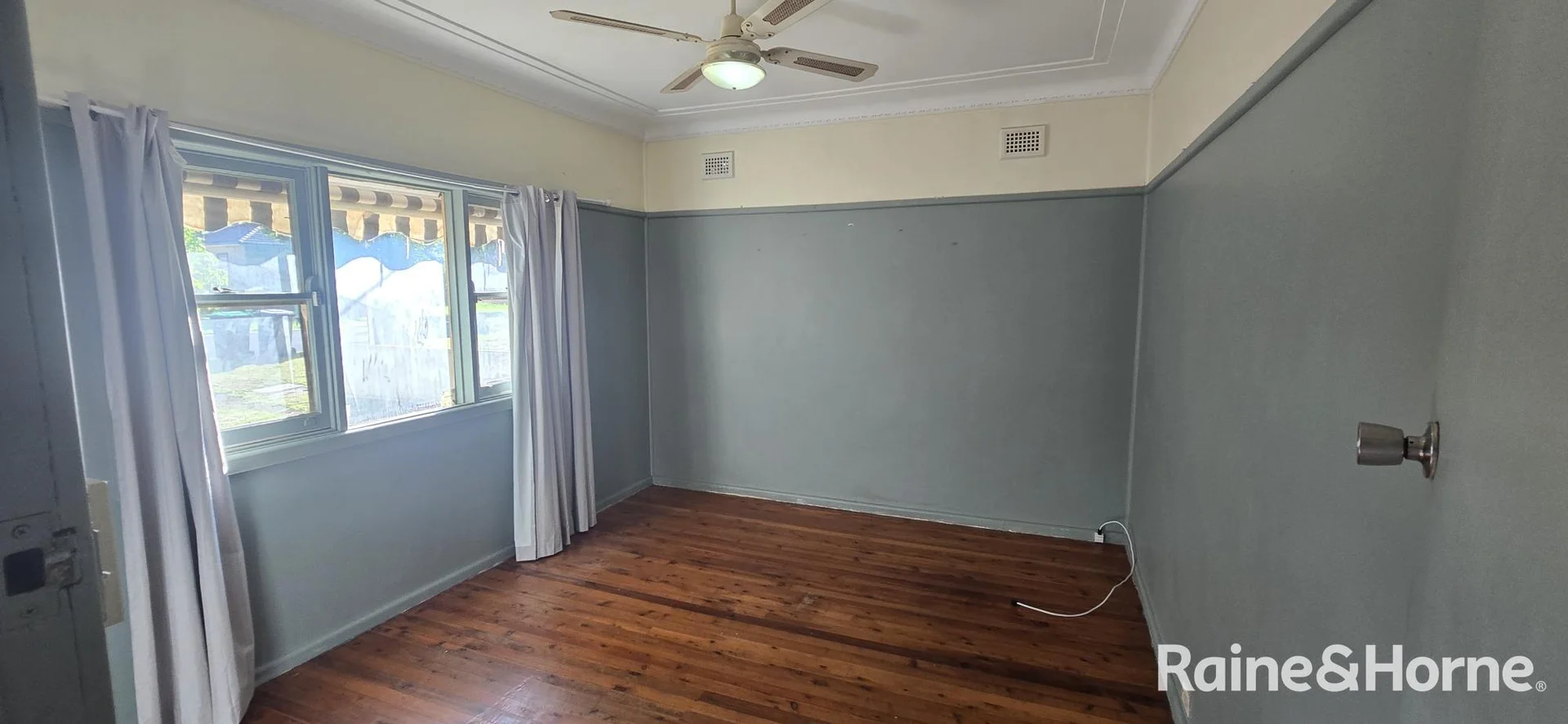 Additional image 10 of 6 James Street, Ingleburn NSW 2565