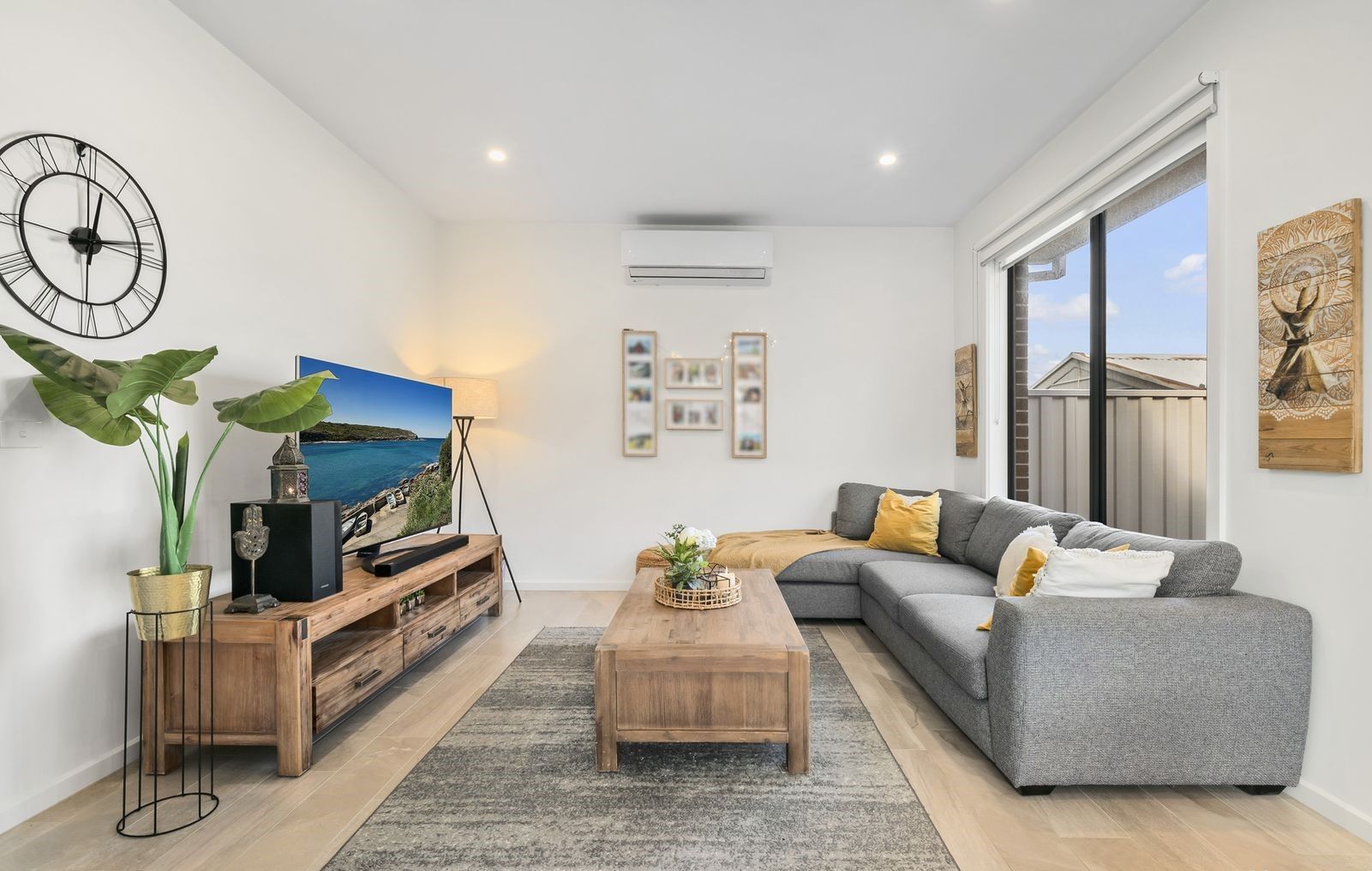 3/12 Chaumont Drive, Avondale Heights VIC 3034 Apartment For Rent