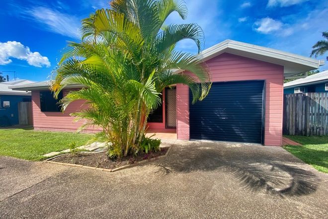 Picture of 2/5 East Street, SARINA QLD 4737