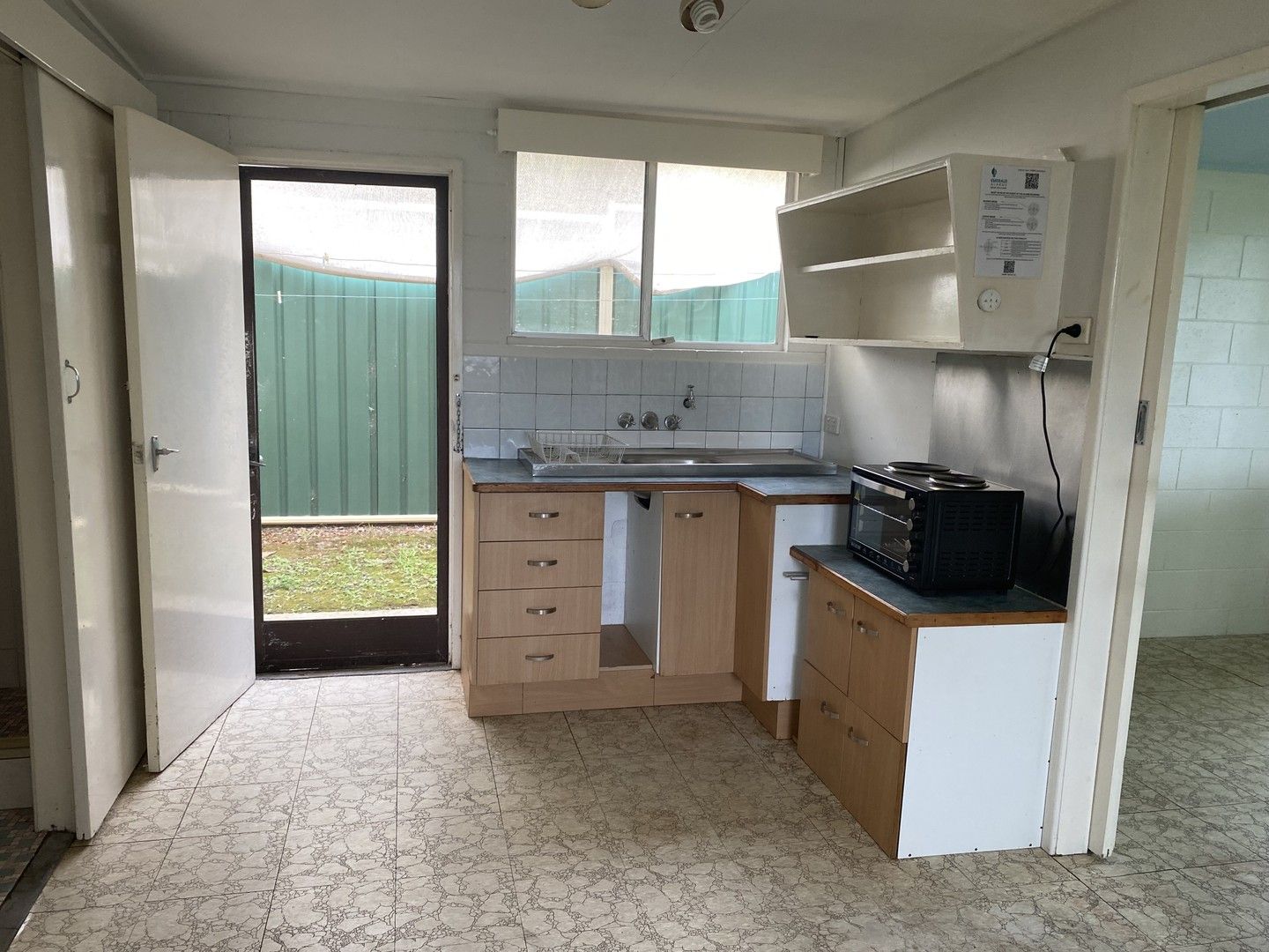 2 bedrooms Apartment / Unit / Flat in 1/38 Tailor Street TIN CAN BAY QLD, 4580