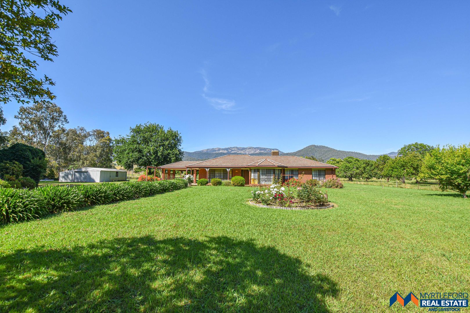 5854 Great Alpine Road, Eurobin VIC 3739, Image 2