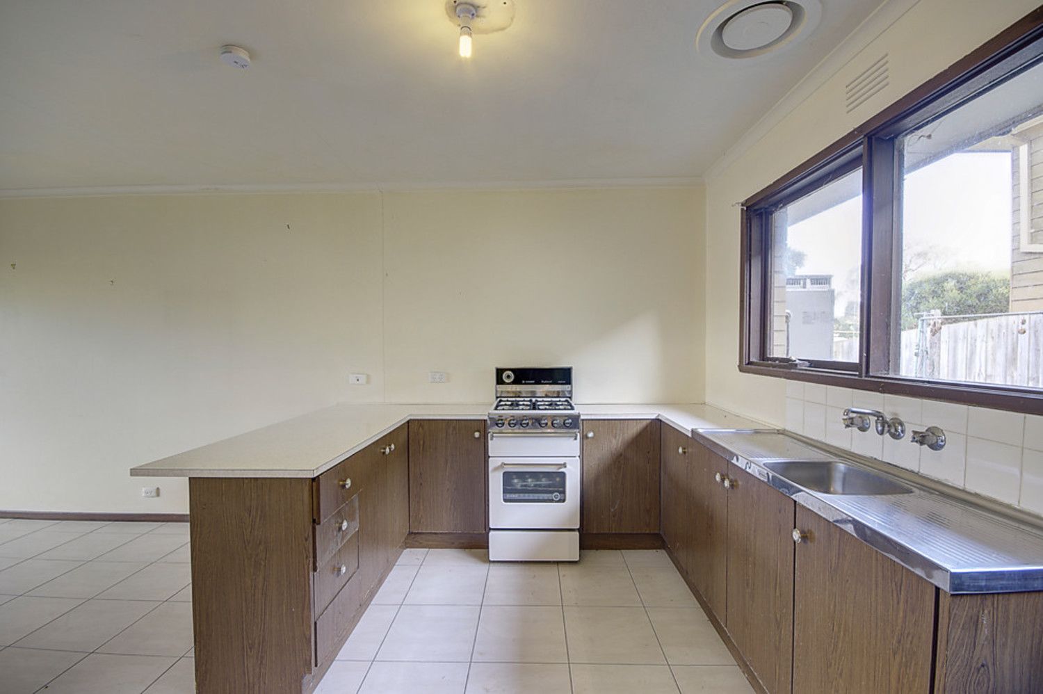 5/56 Iona Avenue, Belmont VIC 3216, Image 2