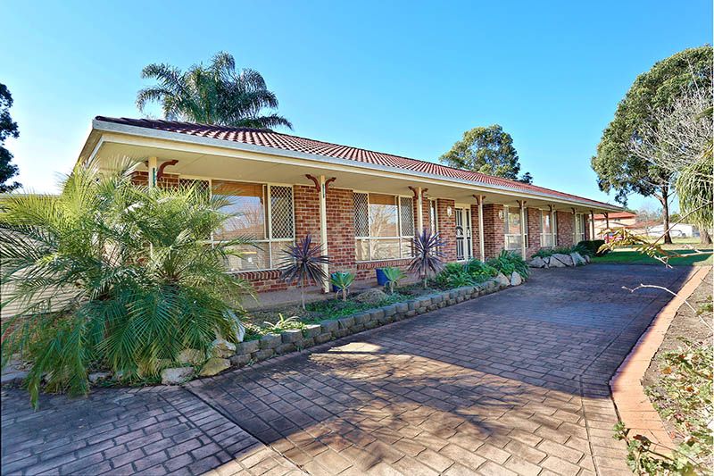 4 bedrooms House in 69 Dongola Circuit SCHOFIELDS NSW, 2762