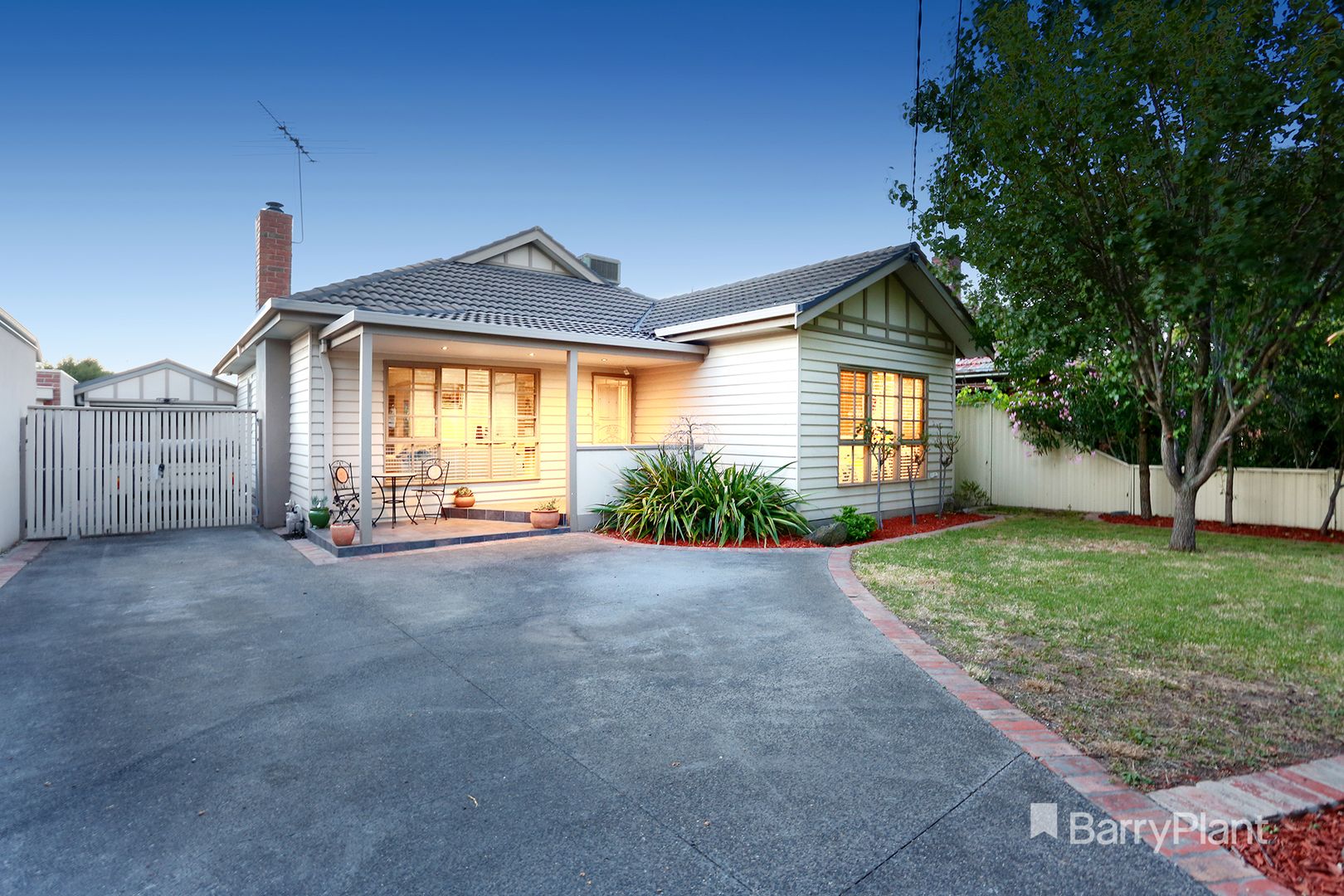 39 Alpine Grove, Pascoe Vale VIC 3044, Image 2