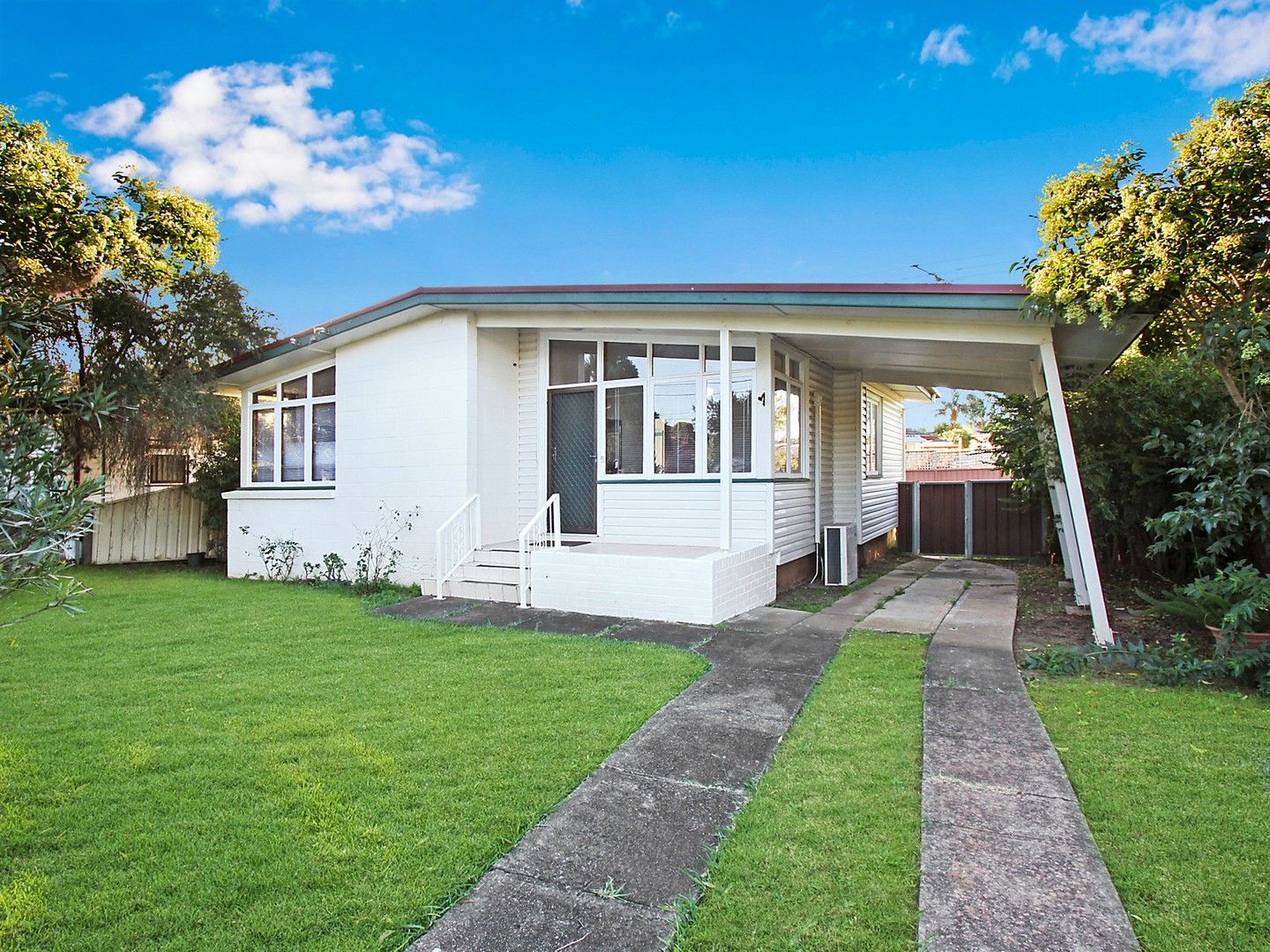 61 Gabo Crescent, Sadleir NSW 2168, Image 0