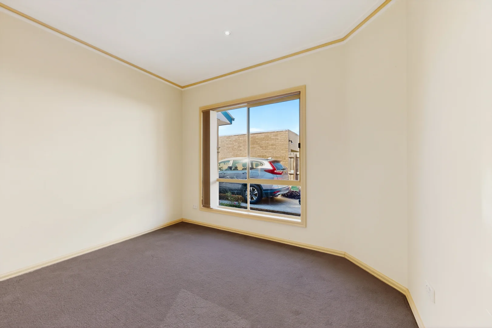 Additional image 7 of 2/128 Deakin St, Essendon VIC 3040