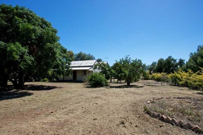 Picture of 833 Henty Highway, DOOEN VIC 3401