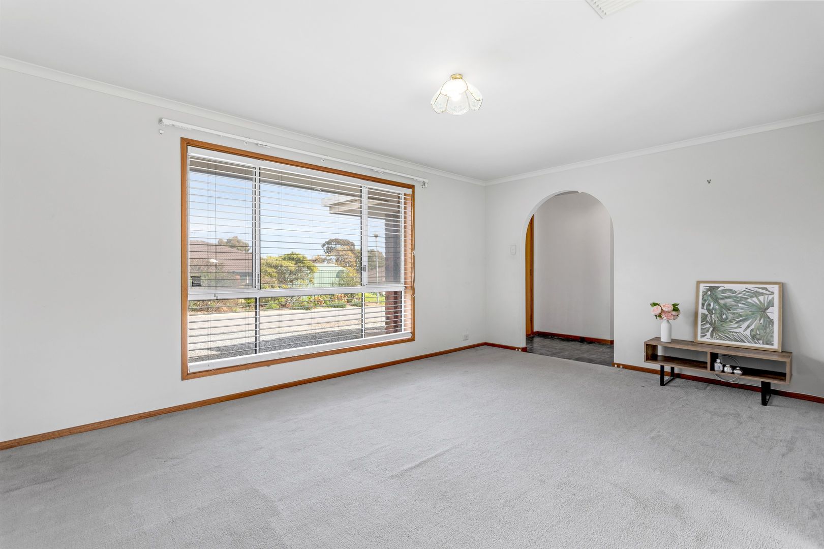 2 Oberon Court, Hillbank SA 5112, Image 1