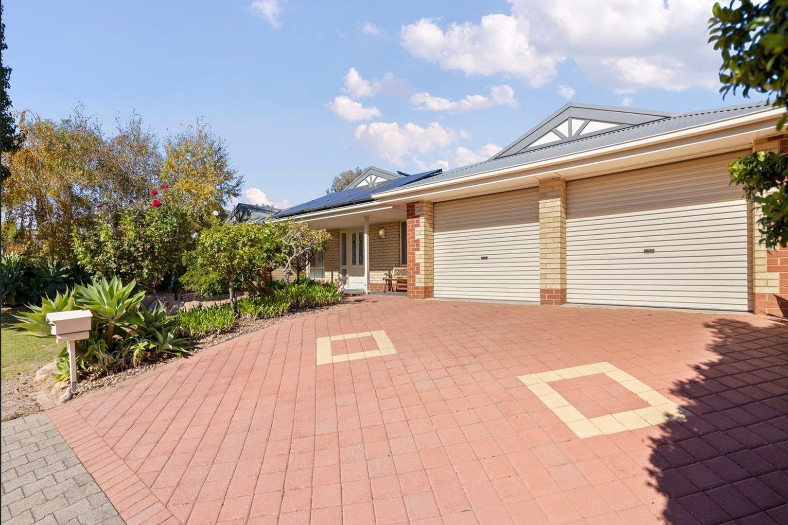 15 Sunset Circuit, Walkley Heights SA 5098 House For Rent Domain