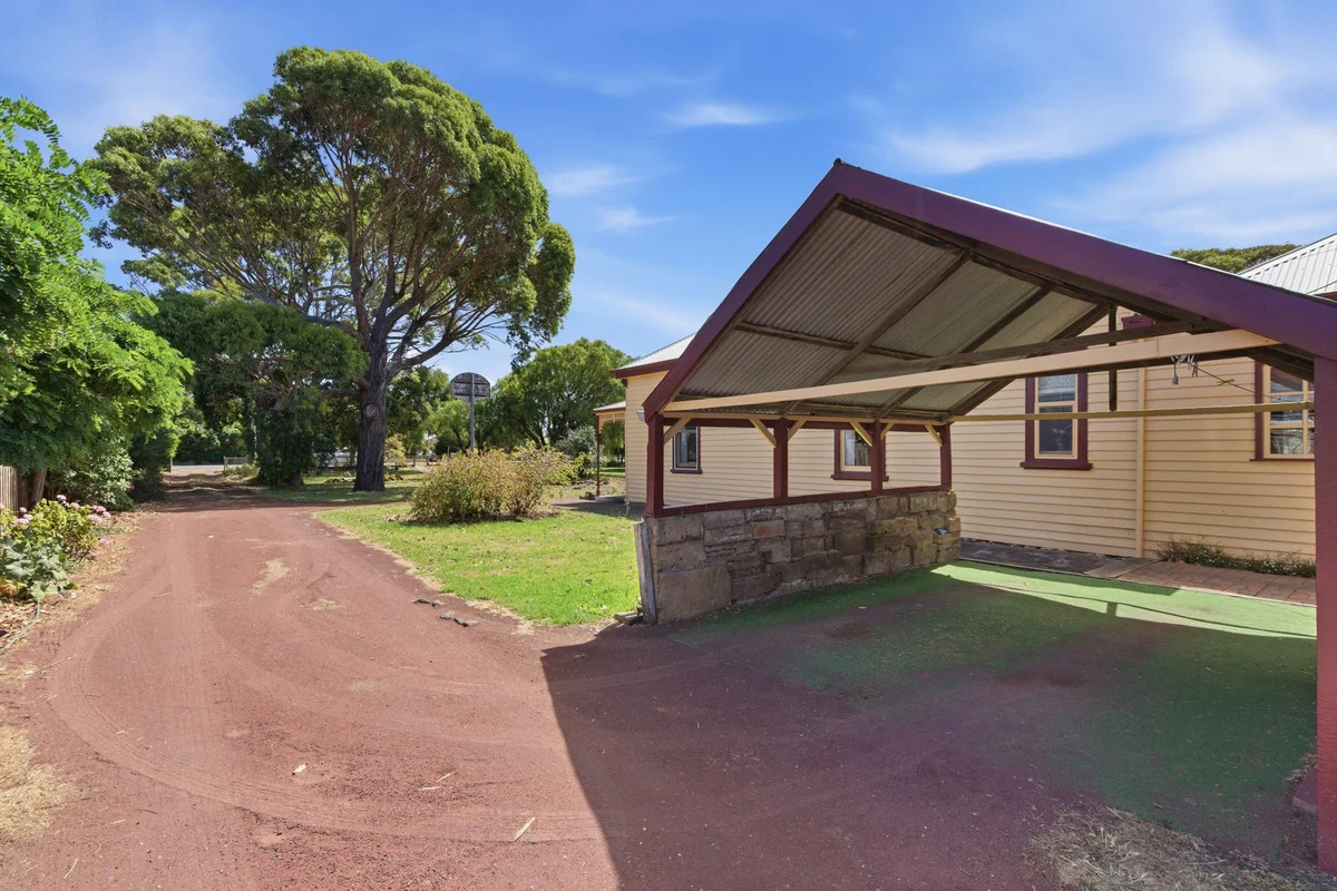 Additional image 26 of 83 Princes Highway, Port Fairy VIC 3284