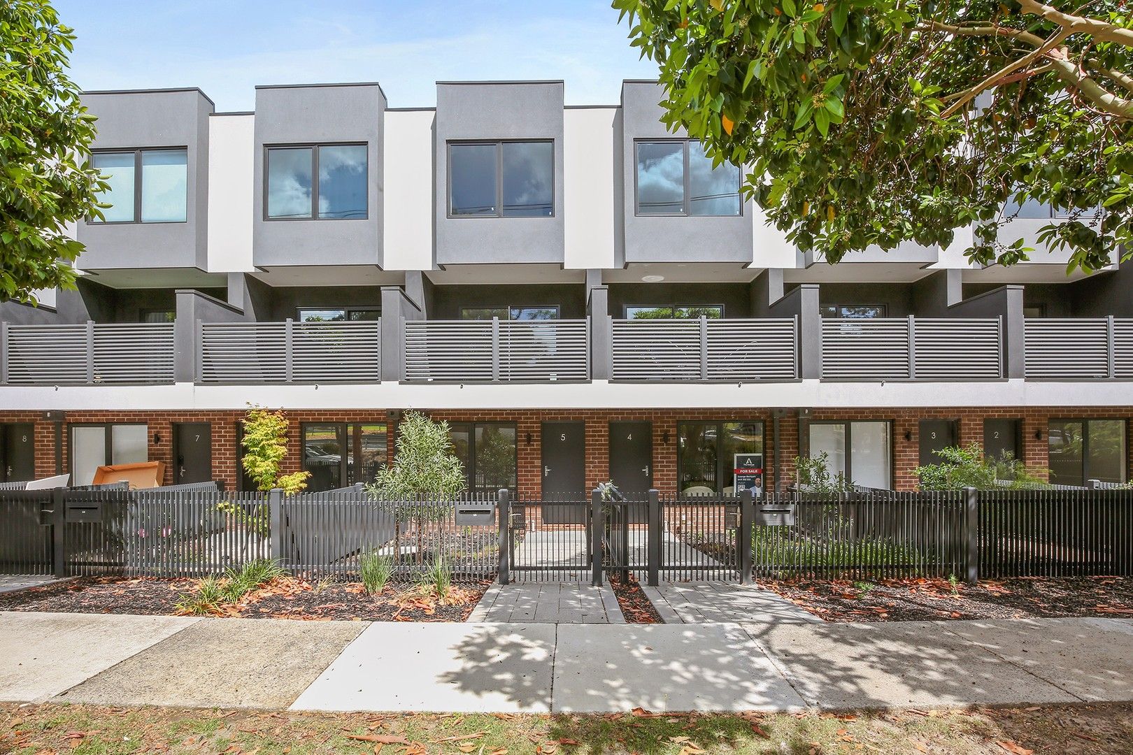 3 bedrooms Townhouse in 5/1102 Stud Road ROWVILLE VIC, 3178