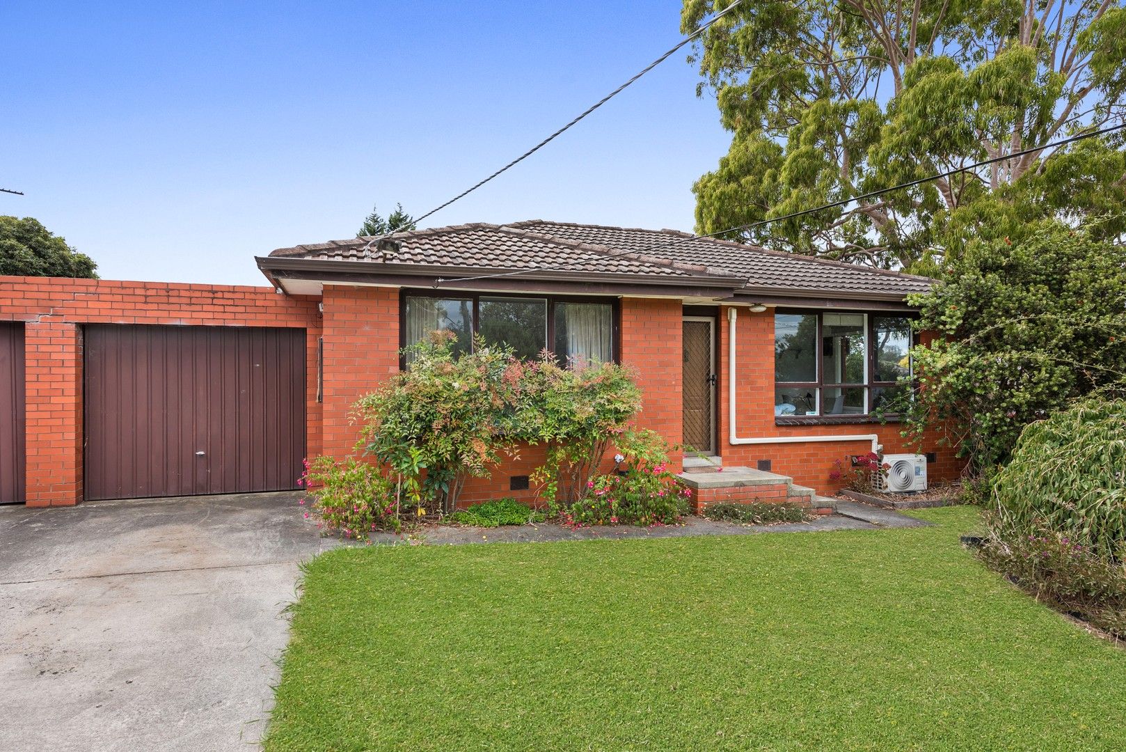 1/2 McCrae Close, Scoresby VIC 3179, Image 0