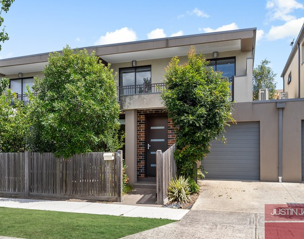 2D Arcadia Street, Box Hill South VIC 3128