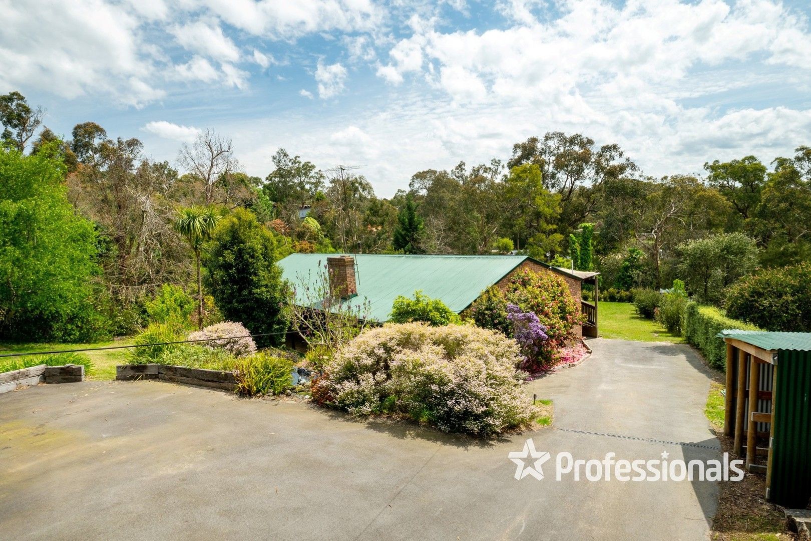 12 Hilltop Rise, Launching Place VIC 3139, Image 0