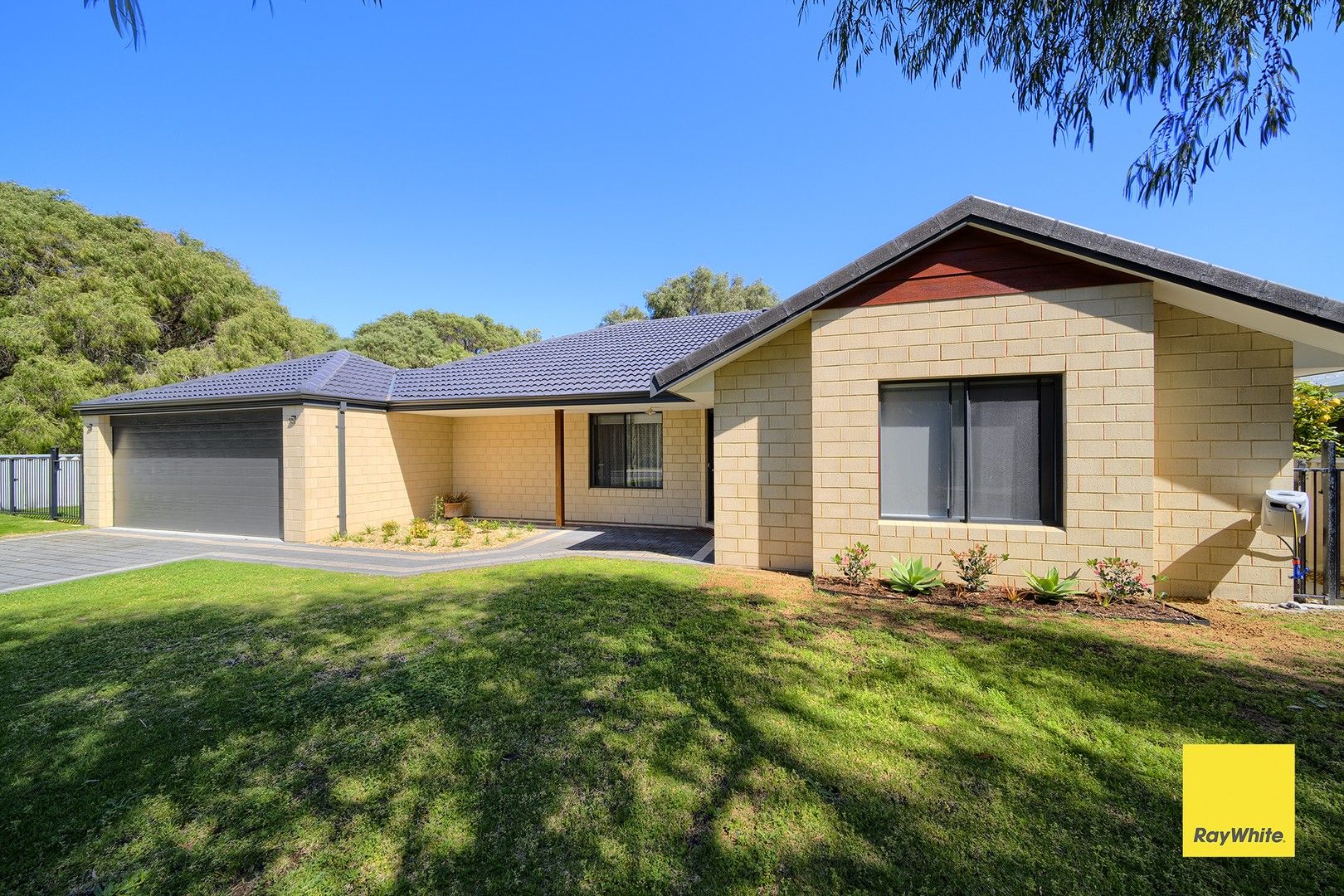 46 O'Connell Street, Little Grove WA 6330, Image 0