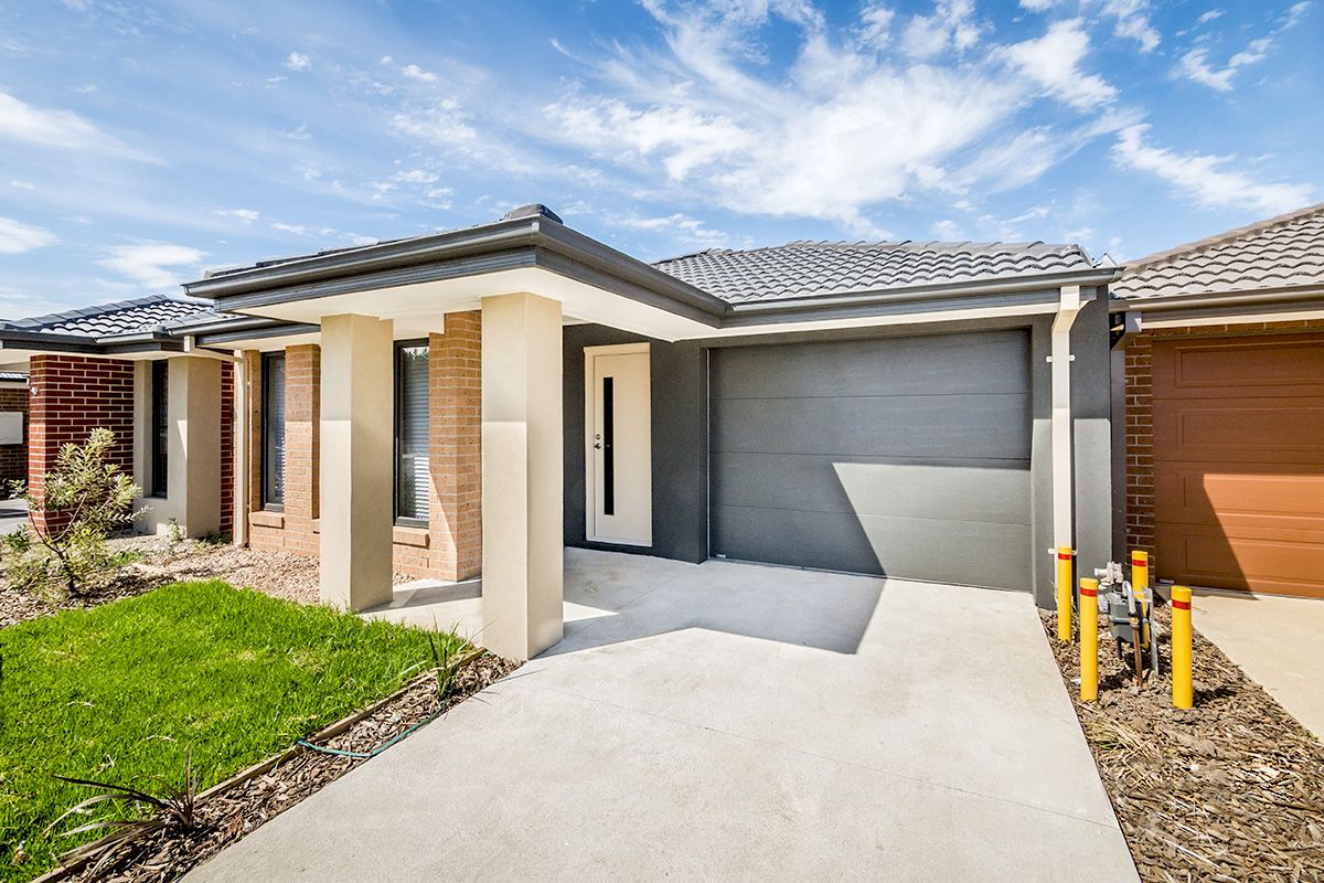 24 Rothschild Avenue, Clyde VIC 3978
