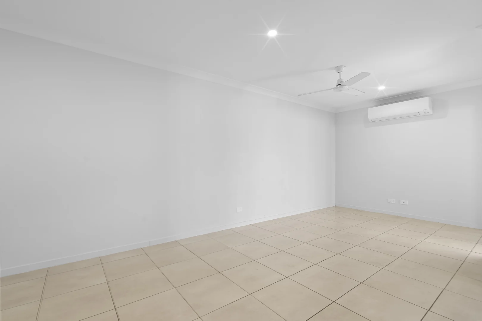 Additional image 2 of 2/61 Montana Circuit, Logan Reserve QLD 4133