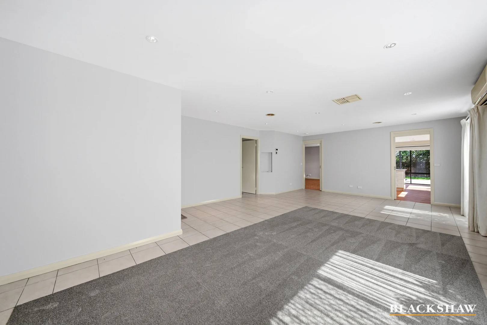 Additional image 2 of 42 Bayside Court, Jerrabomberra NSW 2619