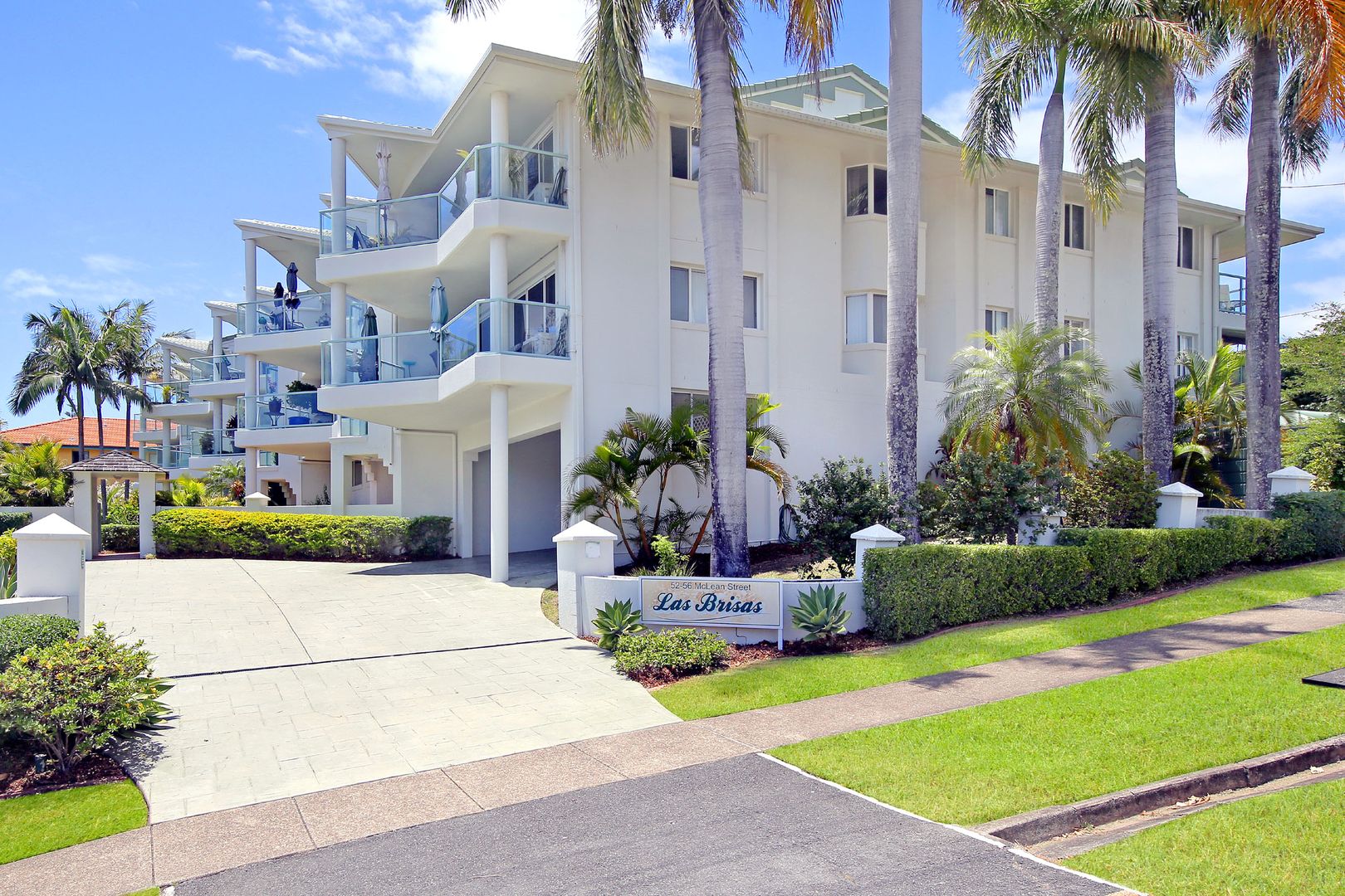 3 bedrooms Apartment / Unit / Flat in 7/54 McLean Street COOLANGATTA QLD, 4225