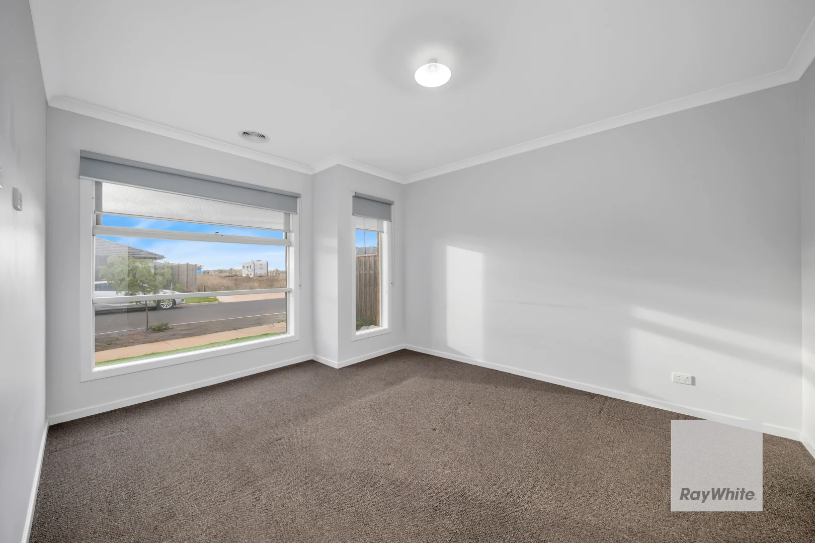 Additional image 4 of 16 Polmont Avenue, Thornhill Park VIC 3335