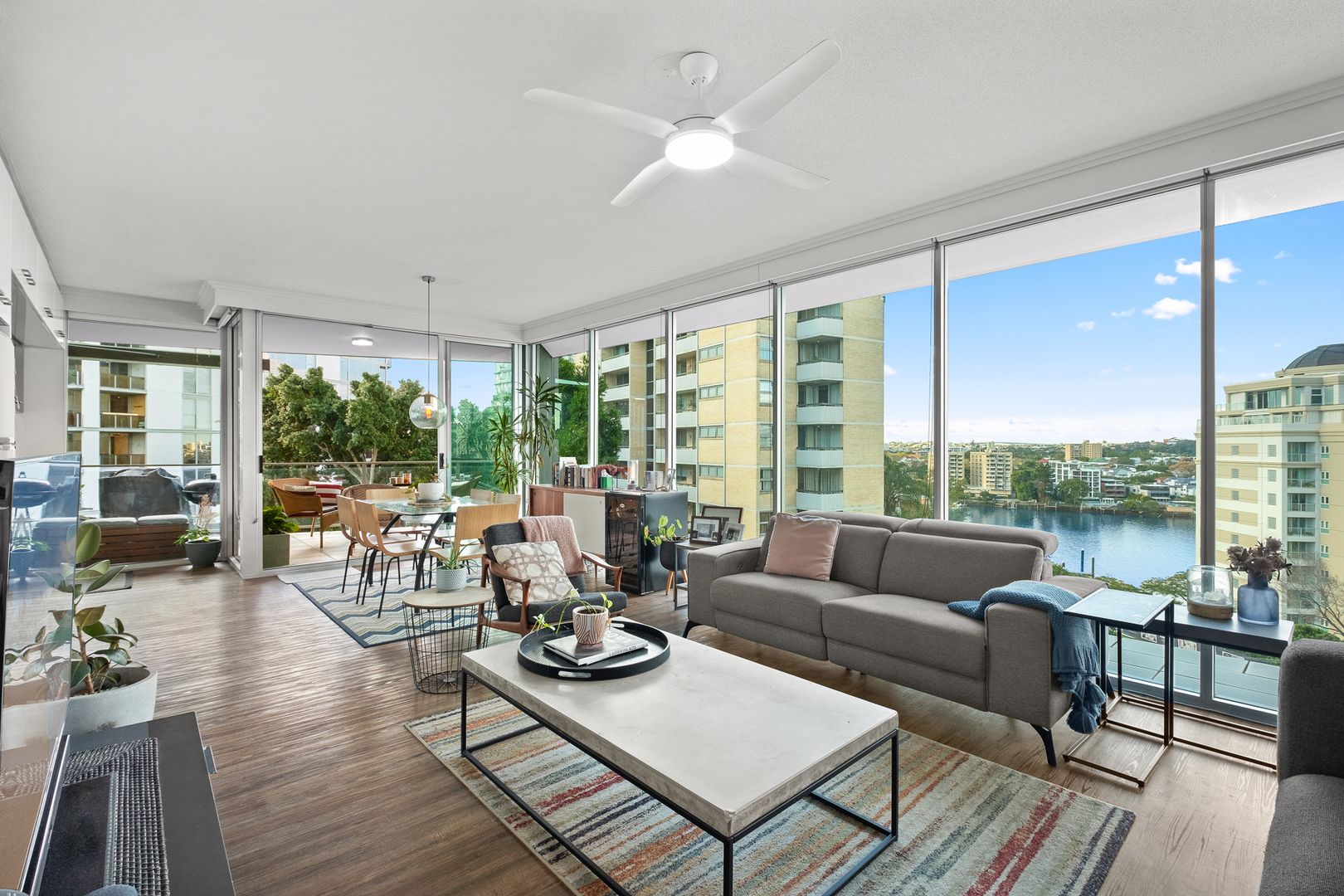 15/89 Lambert Street, Kangaroo Point QLD 4169, Image 2