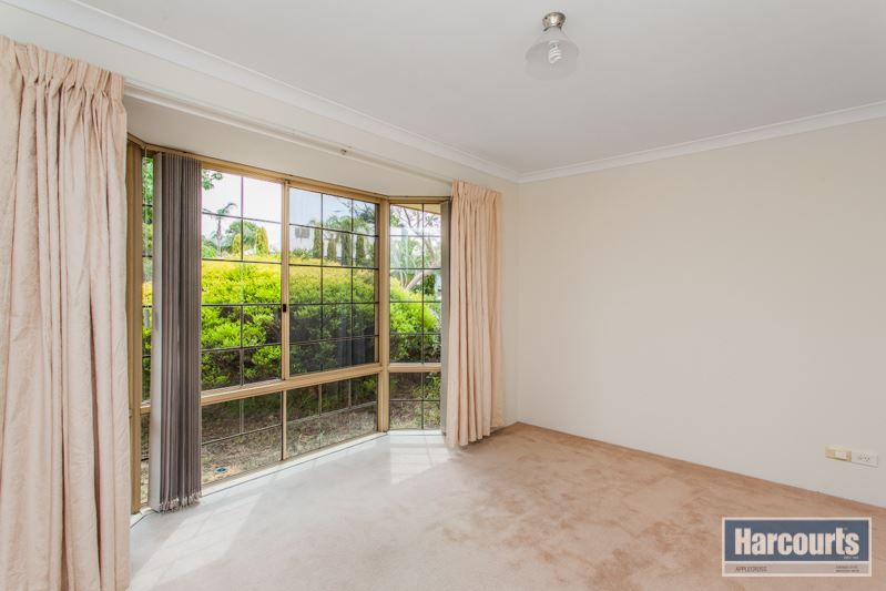 3 Mackinlay Place, Winthrop WA 6150, Image 2