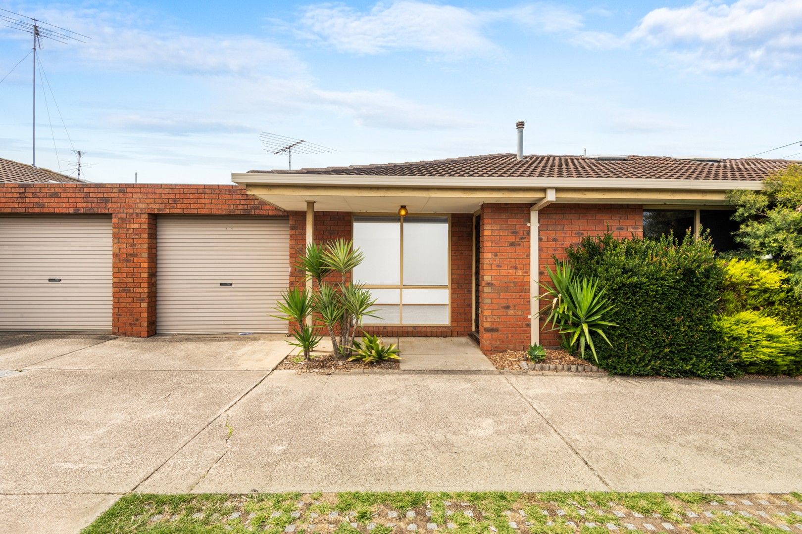 2/123 Fyans Street, South Geelong VIC 3220, Image 0