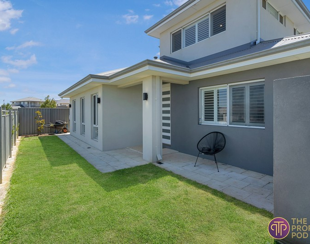 12 Bate Close, Piara Waters WA 6112