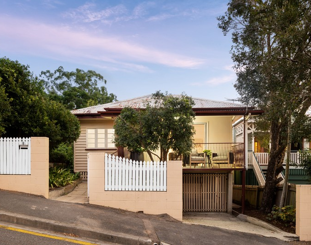 8 Hazlewood Street, Paddington QLD 4064