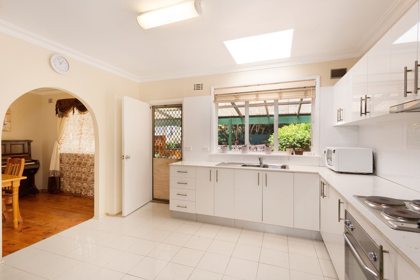 31 Bellevue Drive, Carlingford NSW 2118, Image 1