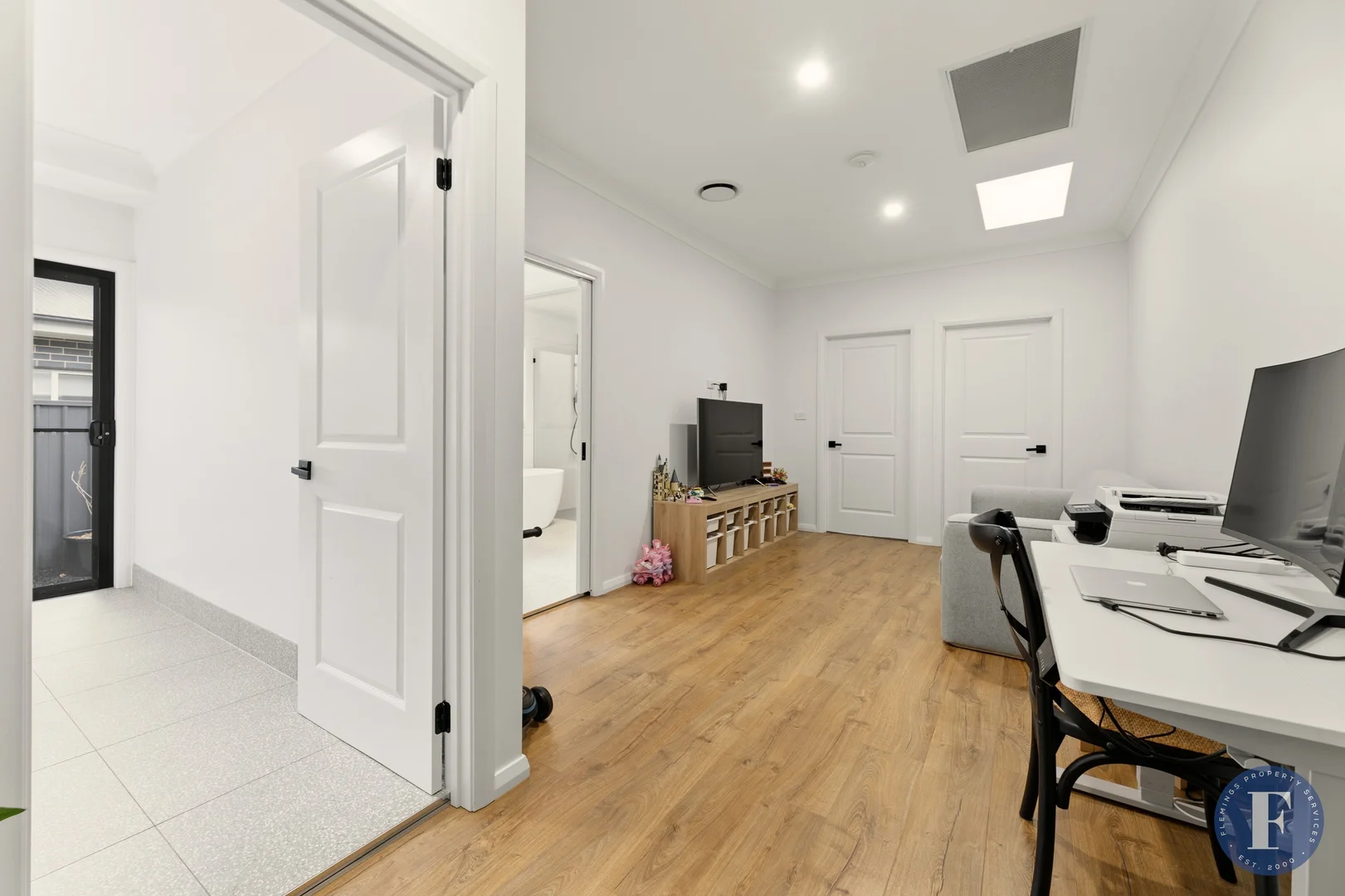 Additional image 21 of 30 Keith Taylor Crescent, Cootamundra NSW 2590