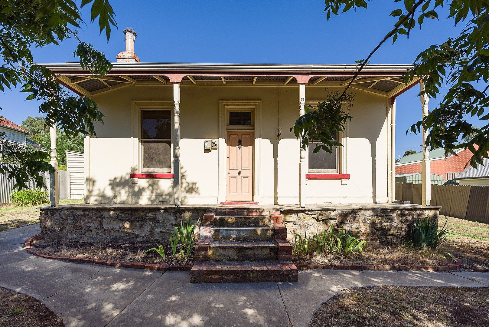 37 Bowden Street, Castlemaine VIC 3450, Image 0