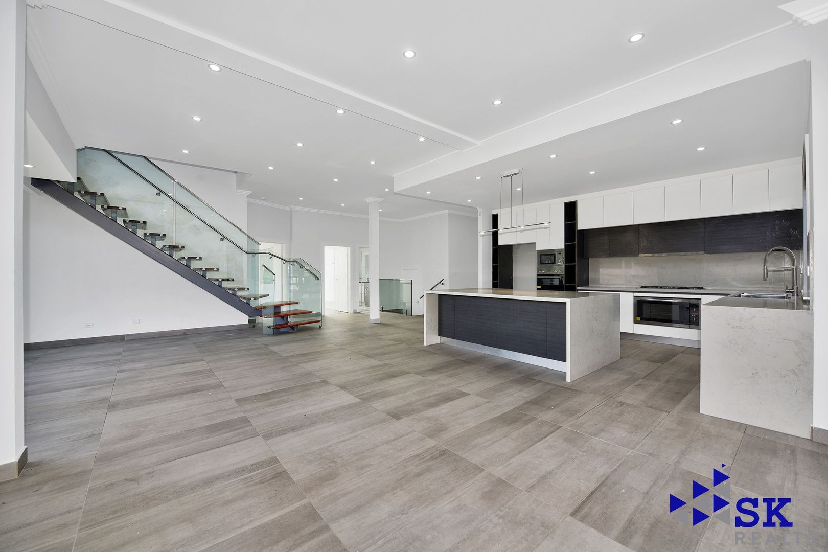 40 Heritage Height Circuit, St Helens Park NSW 2560 House For Rent